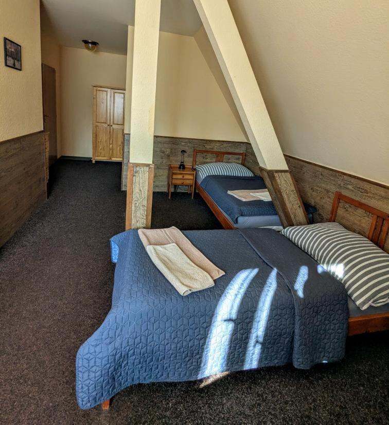 Hotel Alfa Trutnov Bagian luar foto