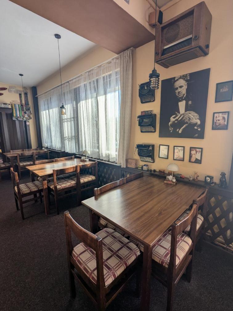 Hotel Alfa Trutnov Bagian luar foto