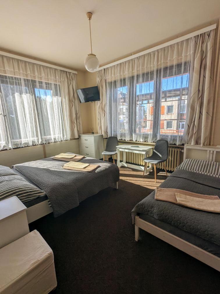 Hotel Alfa Trutnov Bagian luar foto